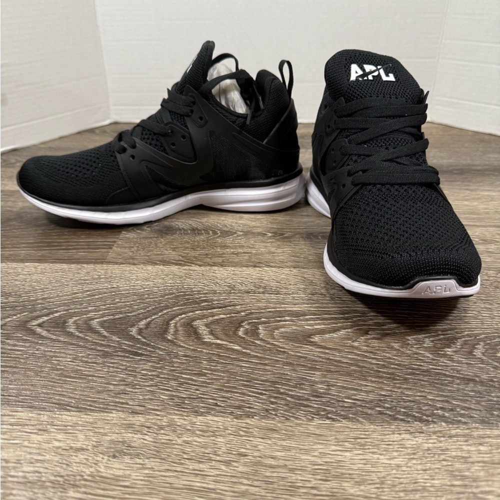 Athletic Propulsion Lab APL Shoes Mens Sz:7 Training Shoes Ascend Black/White‎